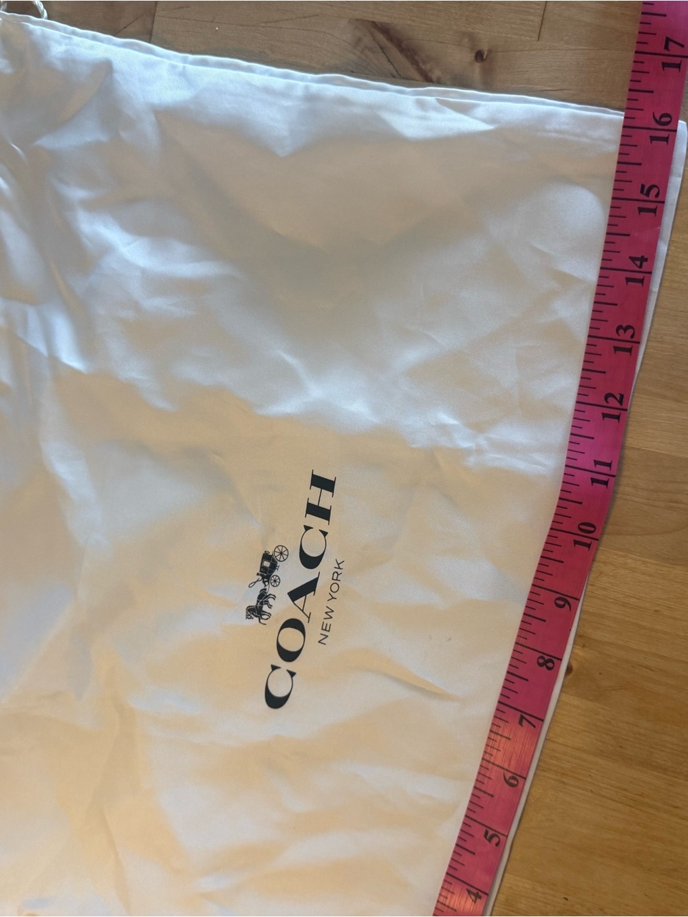 Coach White Dust Bag with Black Logo - Picture 4 of 5